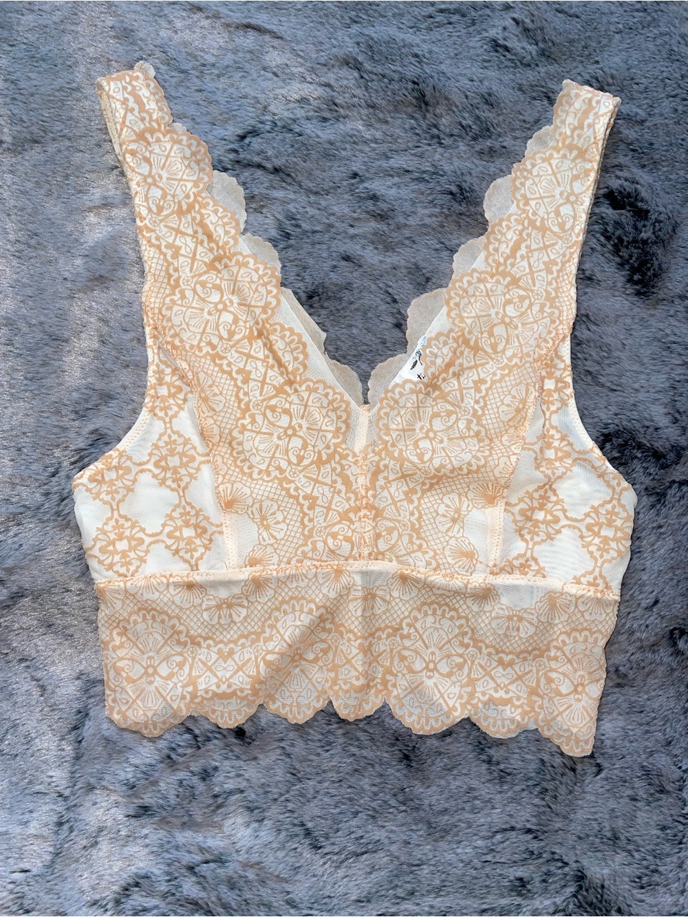 Intimately Free People scallops bra women’s S small longline soft orange white